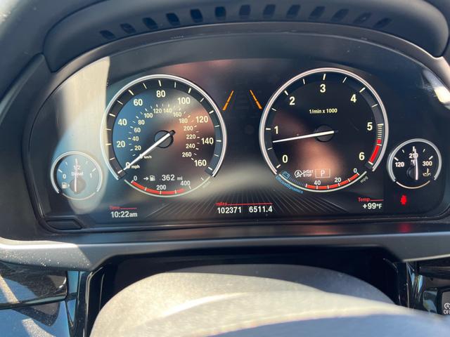 Photo of 2014 White BMW X5