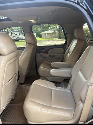 Photo of 2012 Black Chevrolet Tahoe