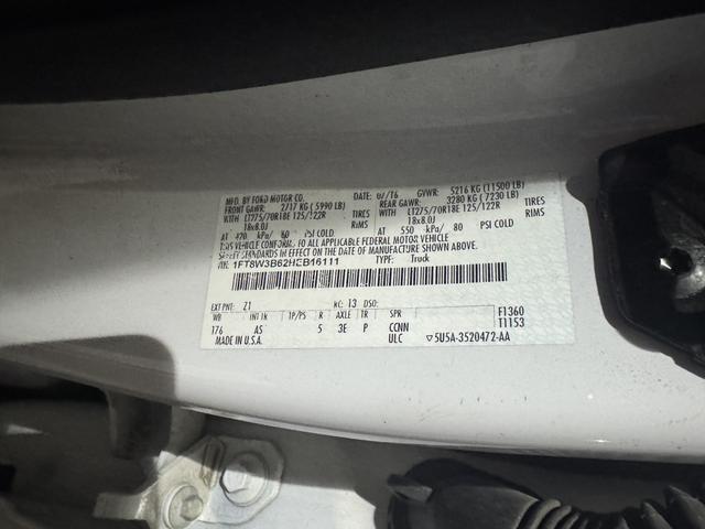 Photo of 2017 White Ford F-350