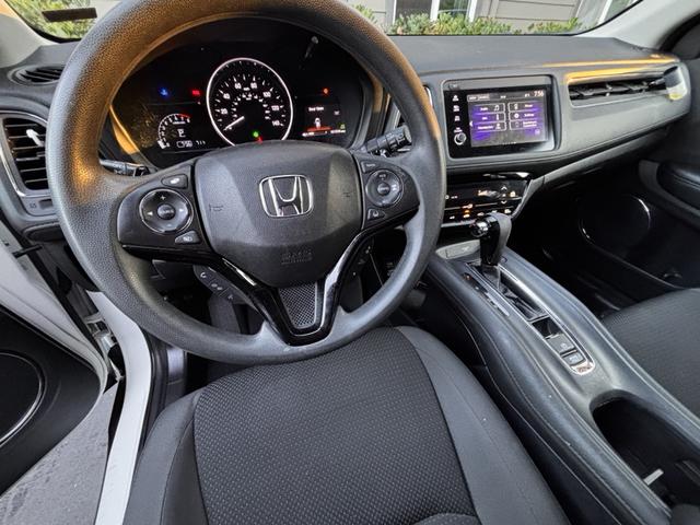 Photo of 2019 White Honda HR-V