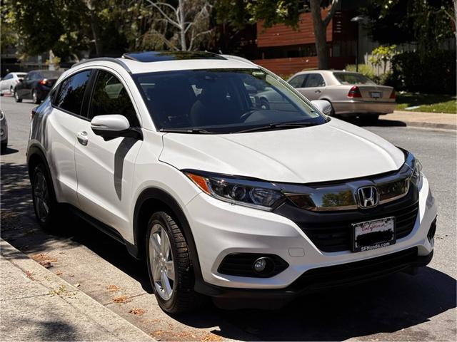 Photo of 2019 White Honda HR-V