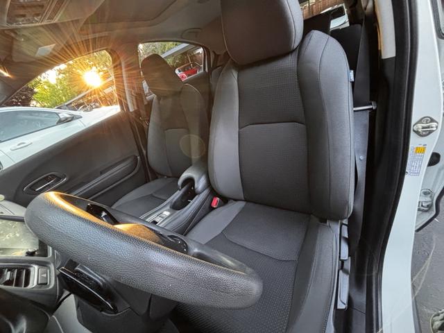Photo of 2019 White Honda HR-V