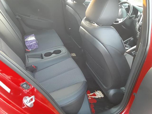 Photo of 2013 Red Hyundai Veloster
