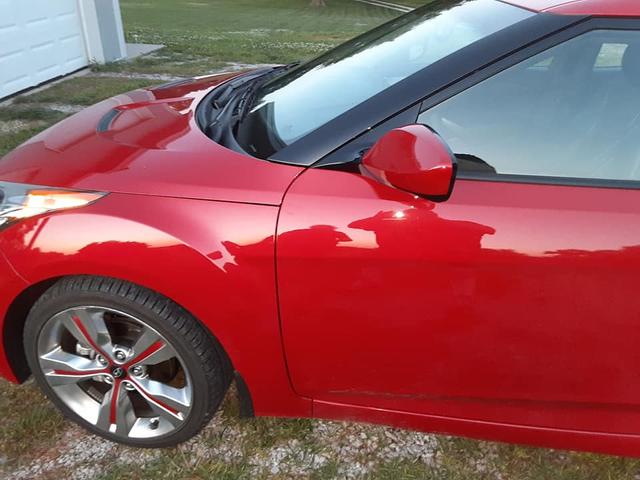 Photo of 2013 Red Hyundai Veloster