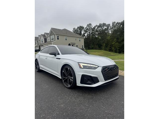 Photo of 2022 White Audi S5