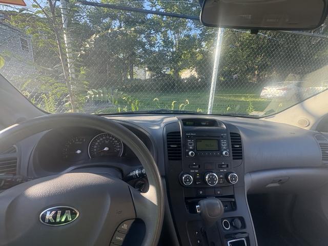 Photo of 2014 Blue Kia Sedona