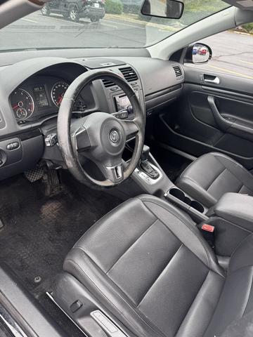 Photo of 2010 Black Volkswagen Jetta