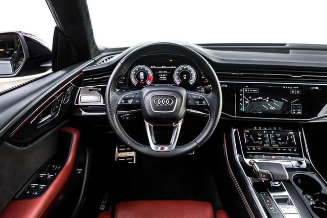 Photo of 2022 Gray Audi SQ8
