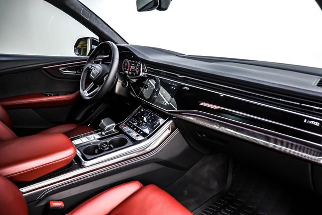 Photo of 2022 Gray Audi SQ8