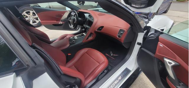 Photo of 2017 White Chevrolet Corvette