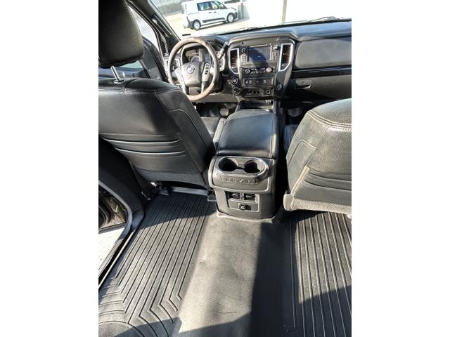 Photo of 2018 Gray Nissan Titan XD