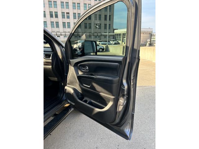 Photo of 2018 Gray Nissan Titan XD