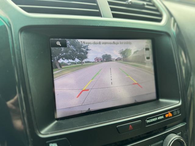Photo of 2016 Brown Ford Explorer
