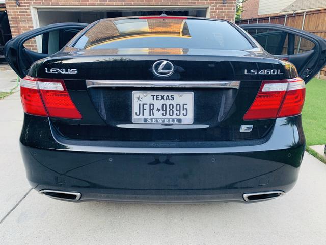 Photo of 2009 Black Lexus LS 460
