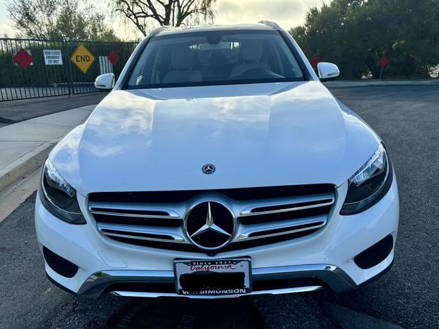 Photo of 2018 White Mercedes-Benz GLC 300