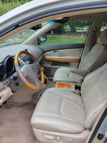 Photo of 2006 Silver Lexus RX 330