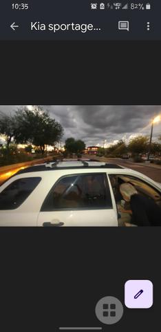 Photo of 2008 White Kia Sportage