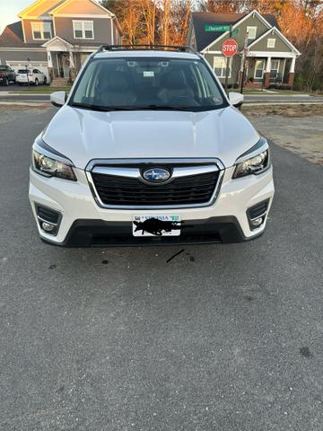 Photo of 2020 White Subaru Forester