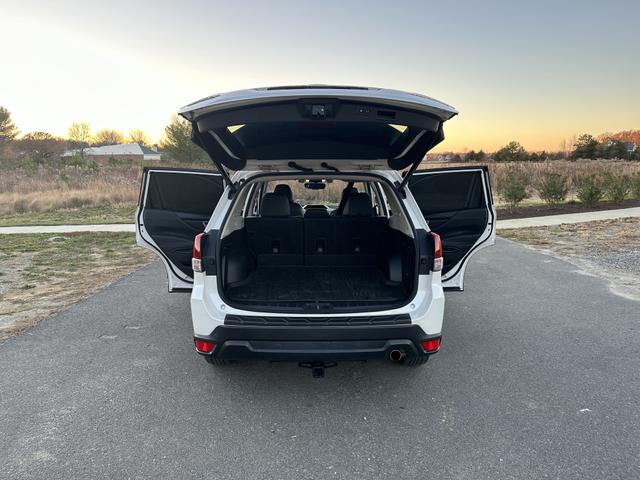 Photo of 2020 White Subaru Forester