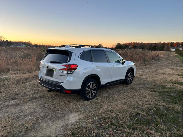 Photo of 2020 White Subaru Forester