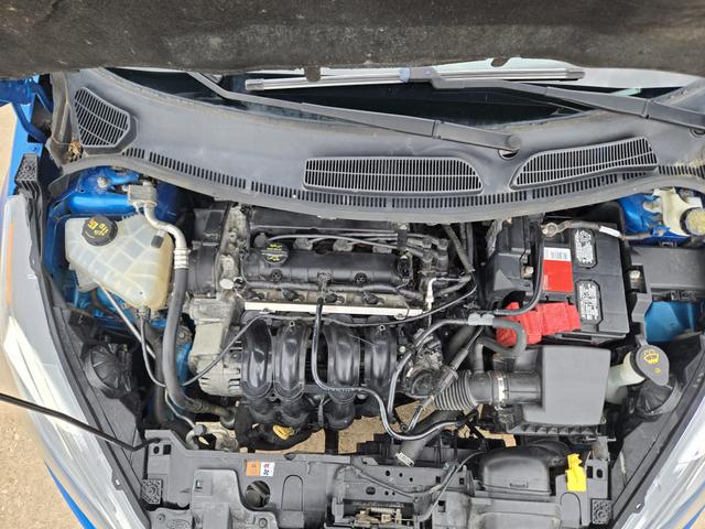 Photo of 2016 Blue Ford Fiesta