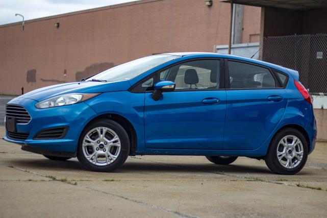 Photo of 2016 Blue Ford Fiesta