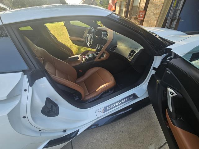 Photo of 2017 White Chevrolet Corvette