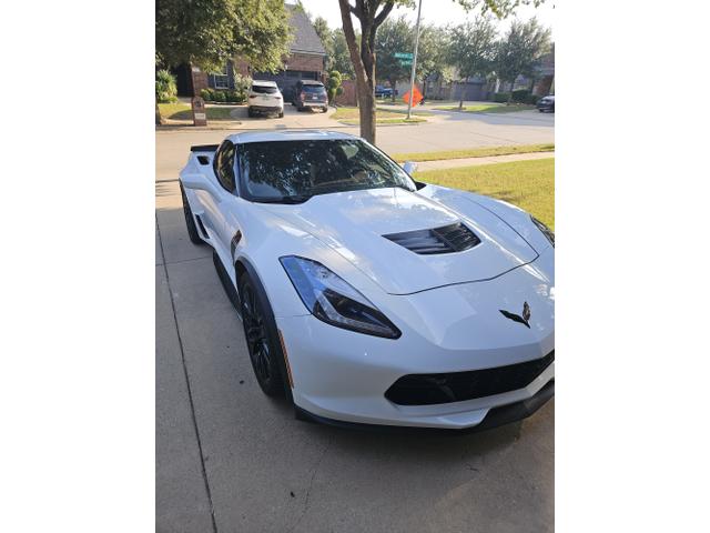 Photo of 2017 White Chevrolet Corvette