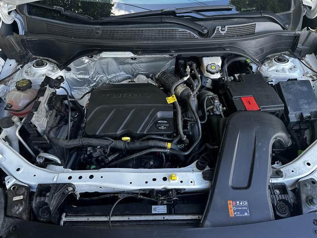 Photo of 2024 White Chevrolet Trax