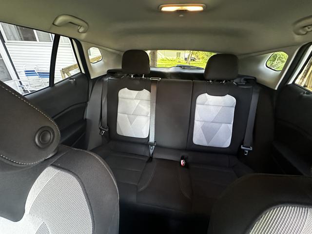 Photo of 2024 White Chevrolet Trax
