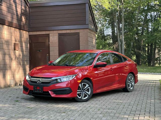 Photo of 2016 Red Honda Civic