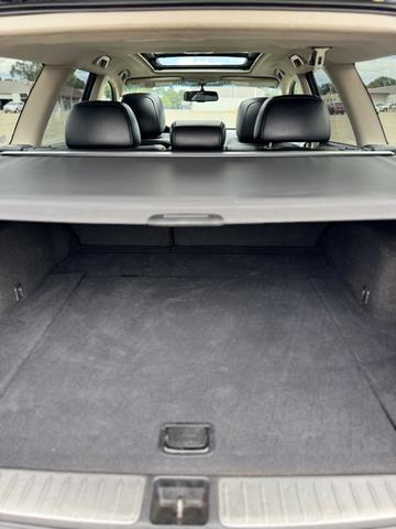 Photo of 2009 Gray Subaru Outback