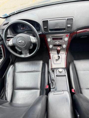 Photo of 2009 Gray Subaru Outback