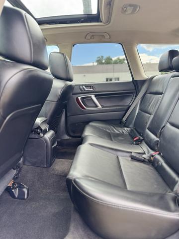 Photo of 2009 Gray Subaru Outback