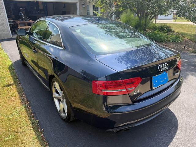 Photo of 2010 Blue Audi A5