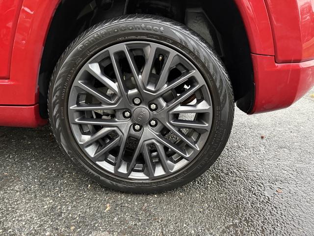 Photo of 2022 Red Jeep Compass