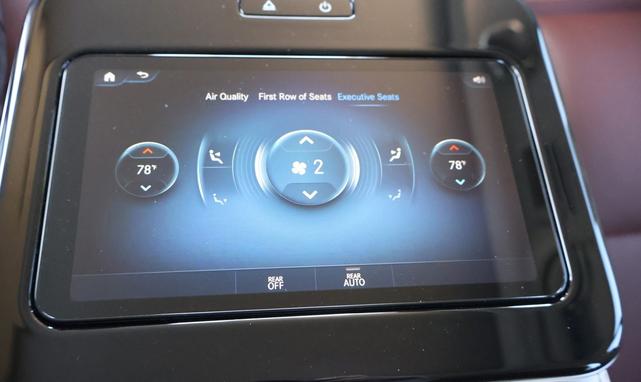 Photo of 2023 White Mercedes-Benz Maybach GLS 600