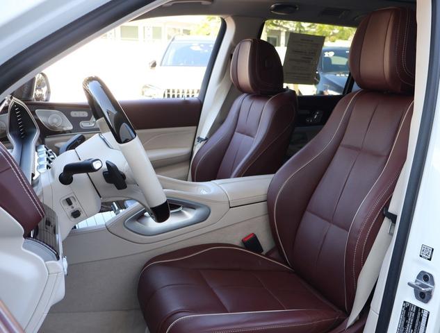 Photo of 2023 White Mercedes-Benz Maybach GLS 600