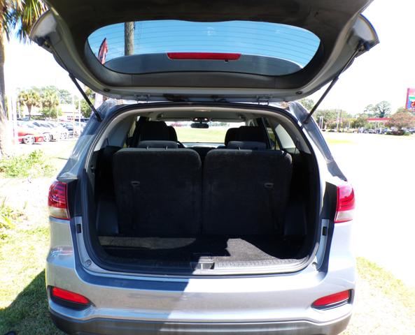 Photo of 2020 Gray Kia Sorento