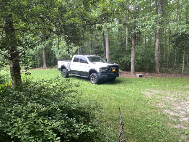 Photo of 2019 White RAM 2500