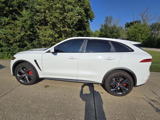 Photo of 2020 White Jaguar F-PACE