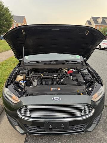 Photo of 2016 Green Ford Fusion