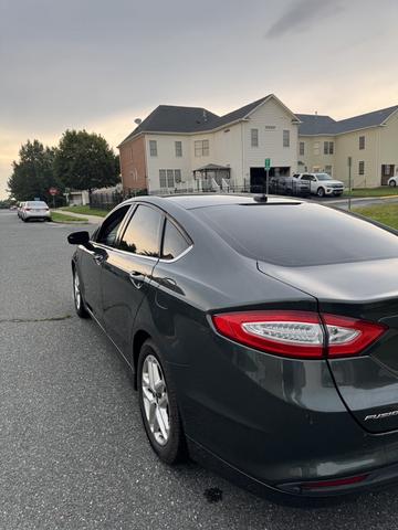 Photo of 2016 Green Ford Fusion