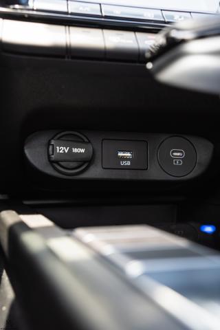 Photo of 2025 Blue Hyundai ELANTRA