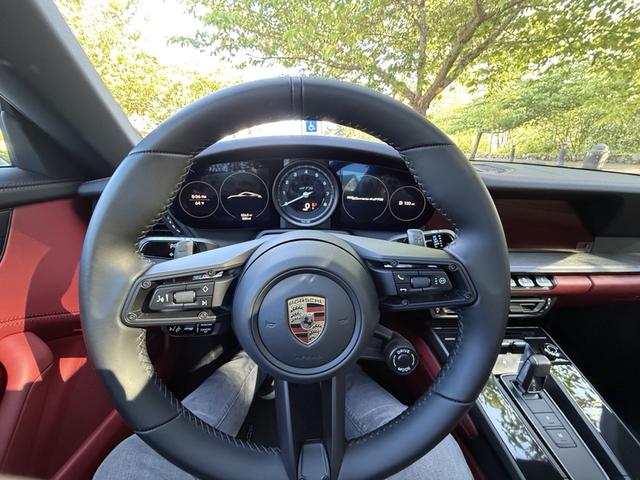 Photo of 2024 White Porsche 911