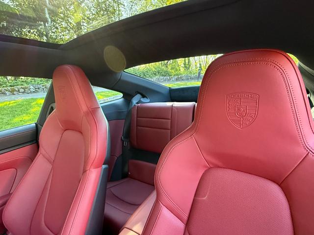 Photo of 2024 White Porsche 911