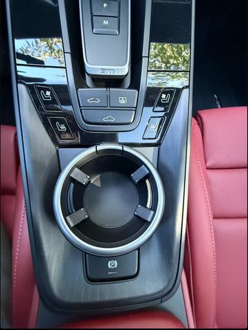 Photo of 2024 White Porsche 911