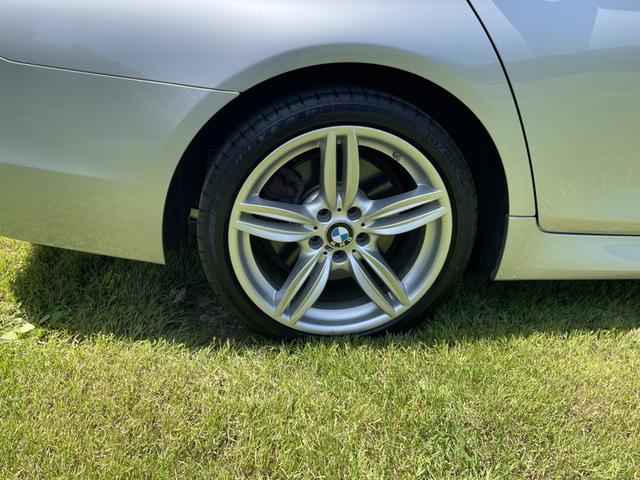 Photo of 2016 Silver BMW 550