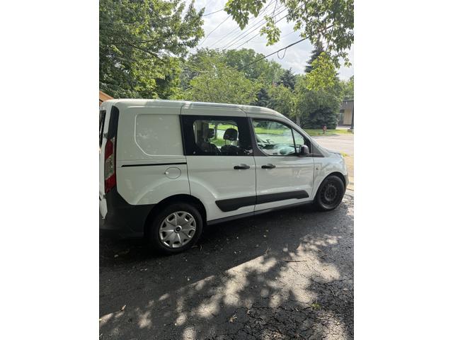 Photo of 2016 White Ford Transit Connect