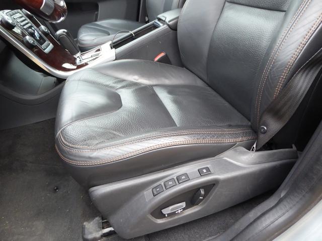 Photo of 2012 Silver Volvo XC60